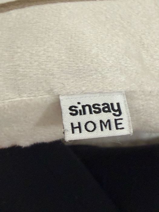 Piernik, swiąteczna, pluszowa poduszka dekoracyjna, sinsay,gingerbread