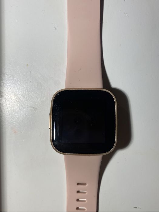 Fitbit Versa 2 rożowy
