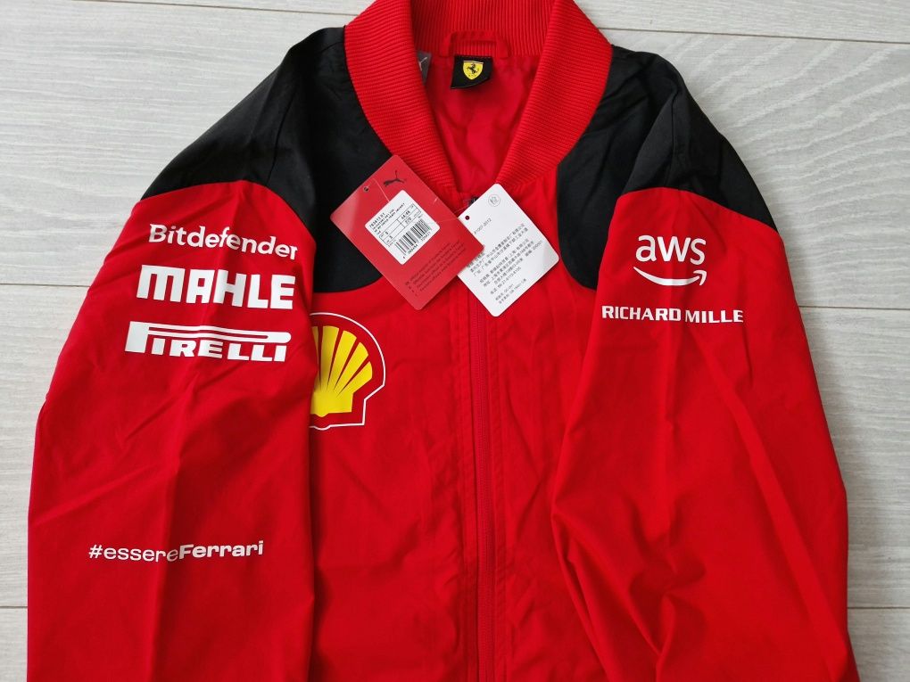 Kurtka Scuderia Ferrari 2023, wiatrówka, Puma, F1, Leclerc, Sainz