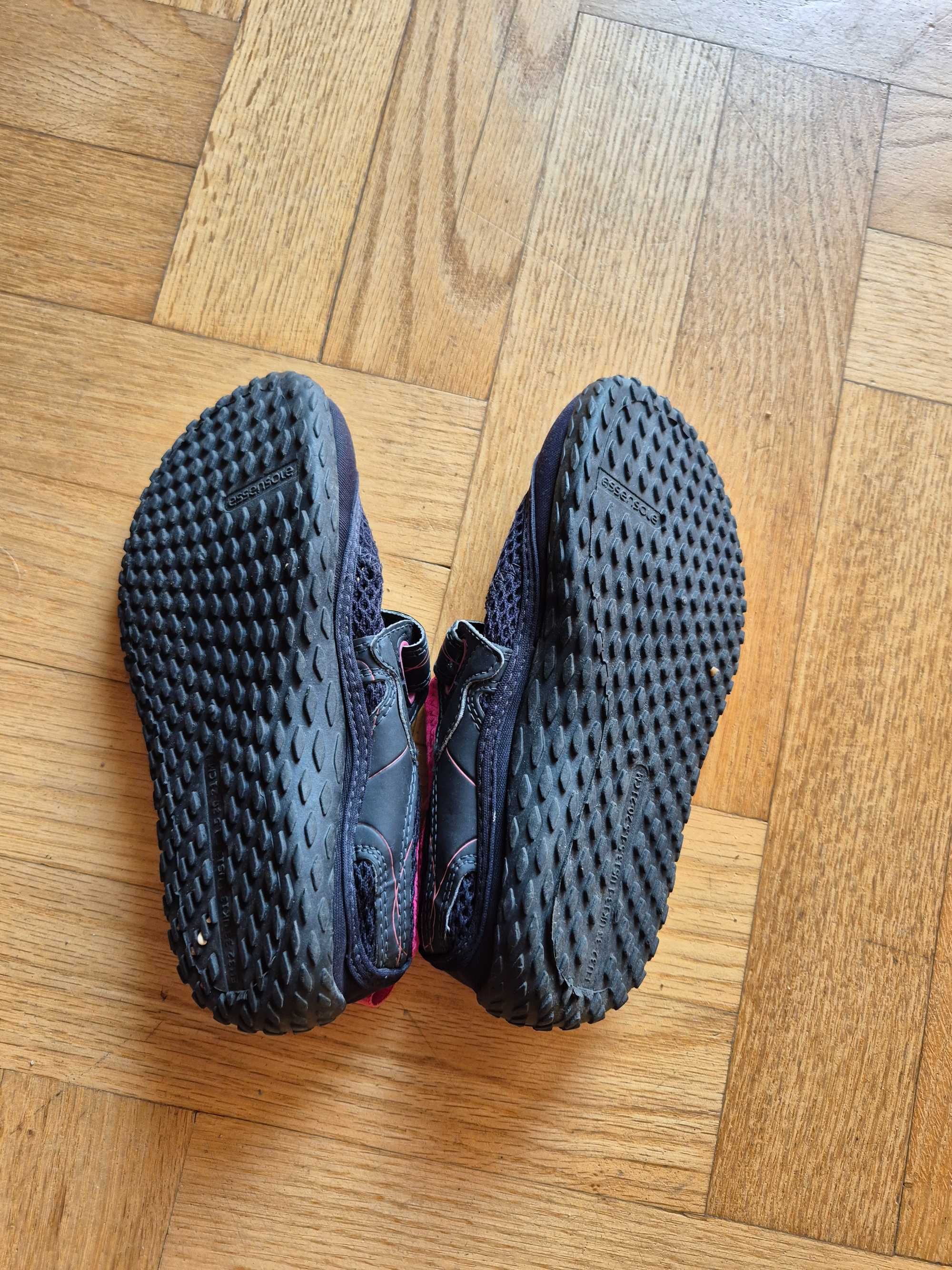 Buty do wody na kamieniste plaże