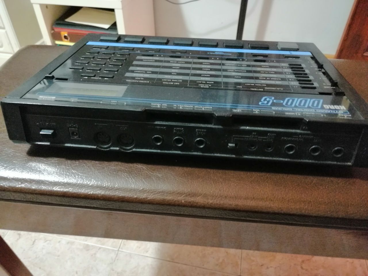 Caixa de ritmos-Korg DDD-5