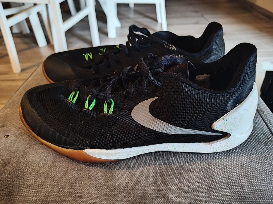 Buty halówki Nike rozmiar 43