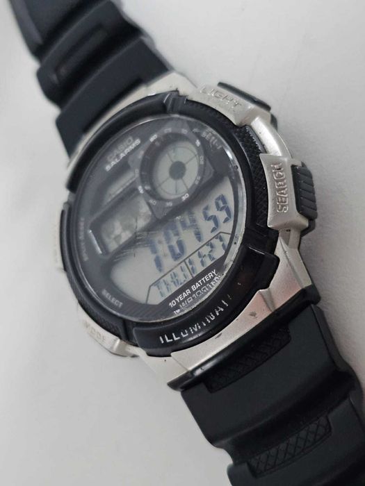 Casio AE-1000W zegarek męski sportowy elektroniczny