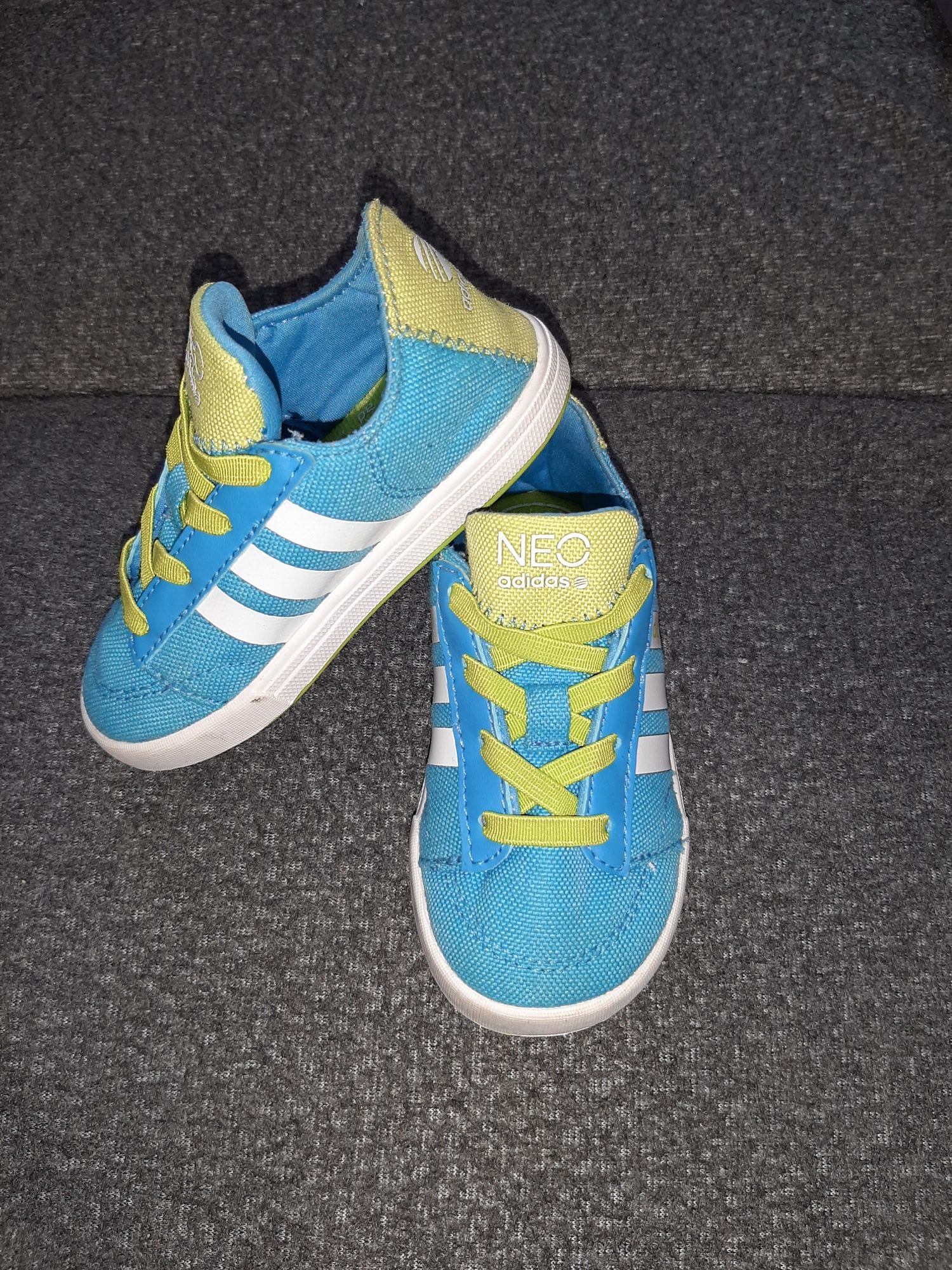 Buciki adidas neo 22