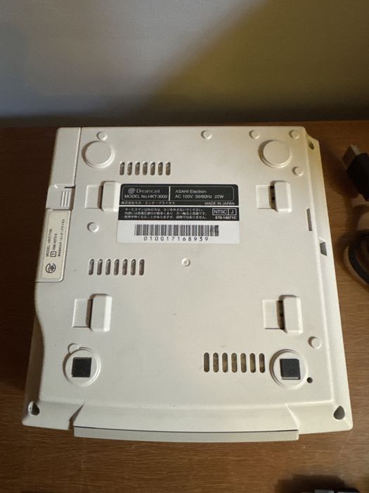 Konsola Sega Dreamcast z Padem i kartą pamięci VMU