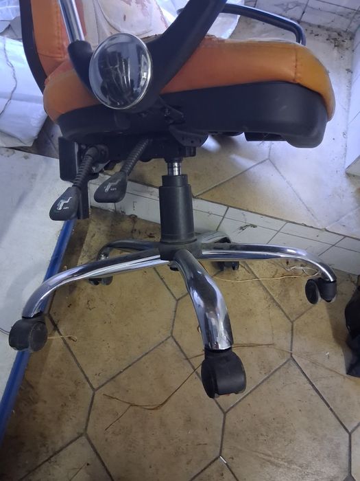 Vendo cadeira escritorio