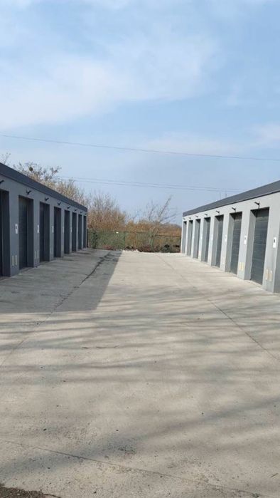 Продам 4 гаража у гаражному масиві Укртранс в Ракове-Довженка 4.