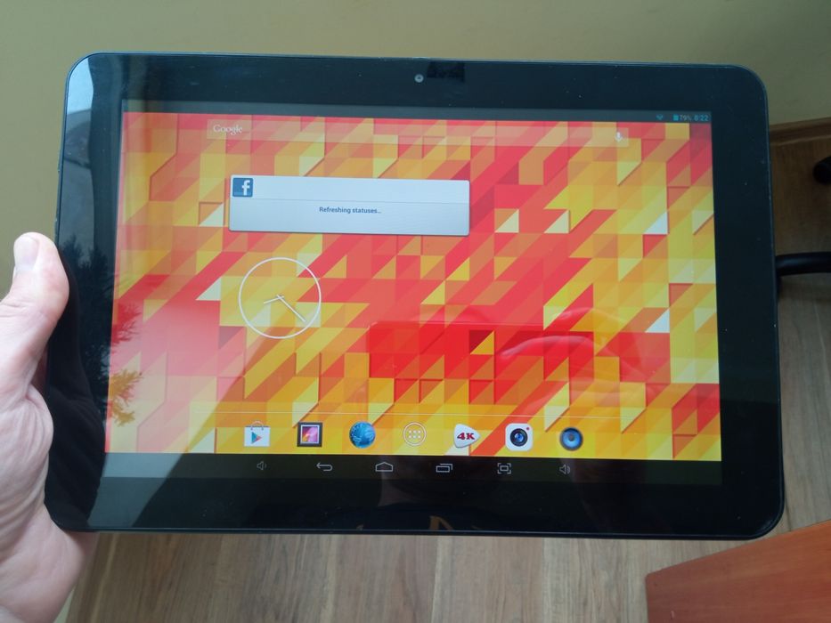 Планшет pixus play six робочий