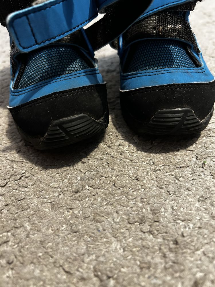 Buty zimowe kozaki adidas dla chłopca 23,5 wkladka ok 14,5 cm