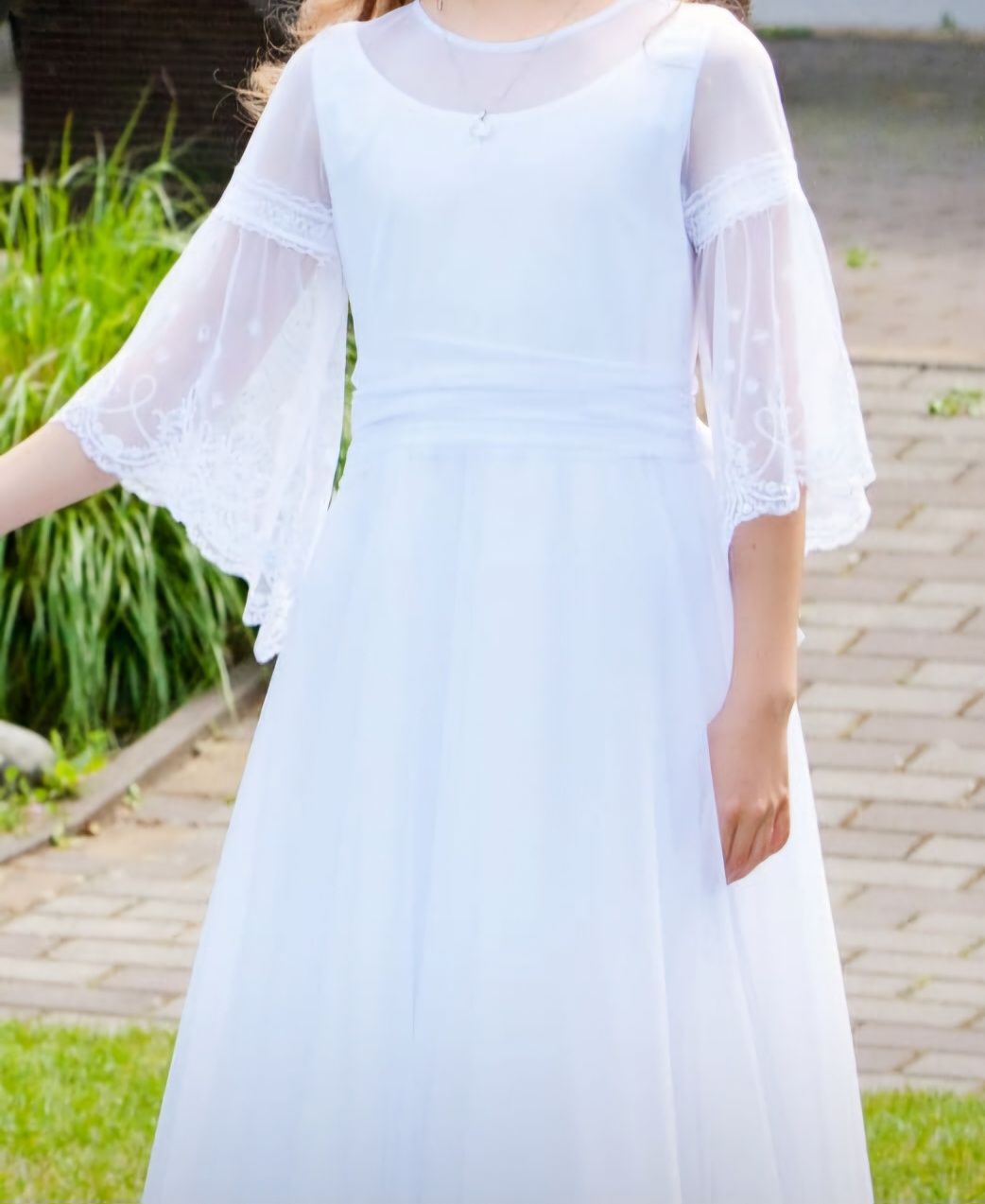 Sukienka komunijna marki Sly r. 140 w zestawie z bolerkiem i torebką