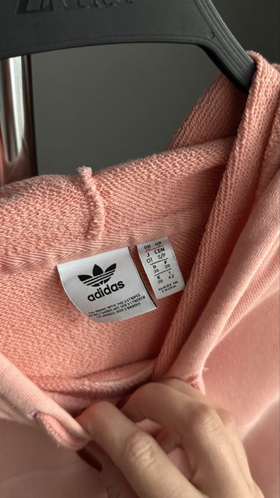 Жіноче вкорочене кроп худі Adidas