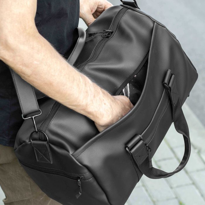 Спортивна дорожня сумка Doorman з відділення для взуття і мокрих речей