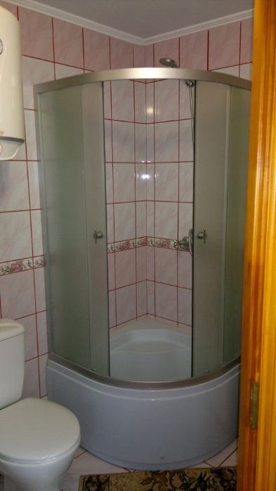 В центрі не дорого здається2-х кімнатна квартира Річки15-5хв до бювета