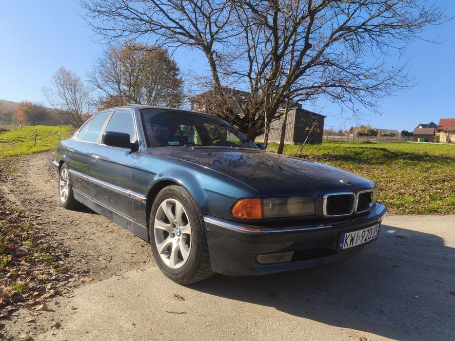 BMW E38 Seria 7 4.4 V8 Benzyna Gaz