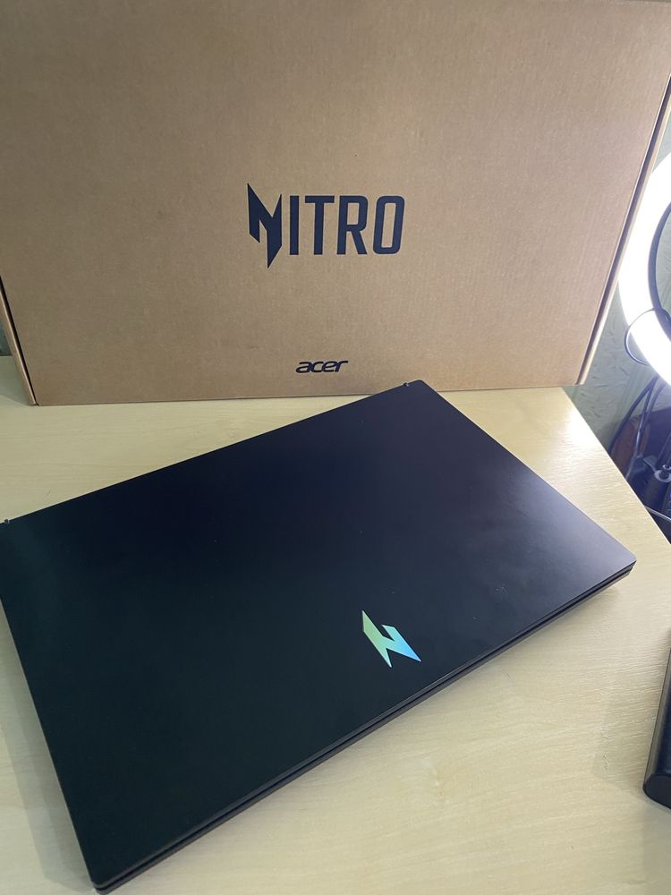 Ігровий ноутбук Acer Nitro V15 Geforse 3050 raizen