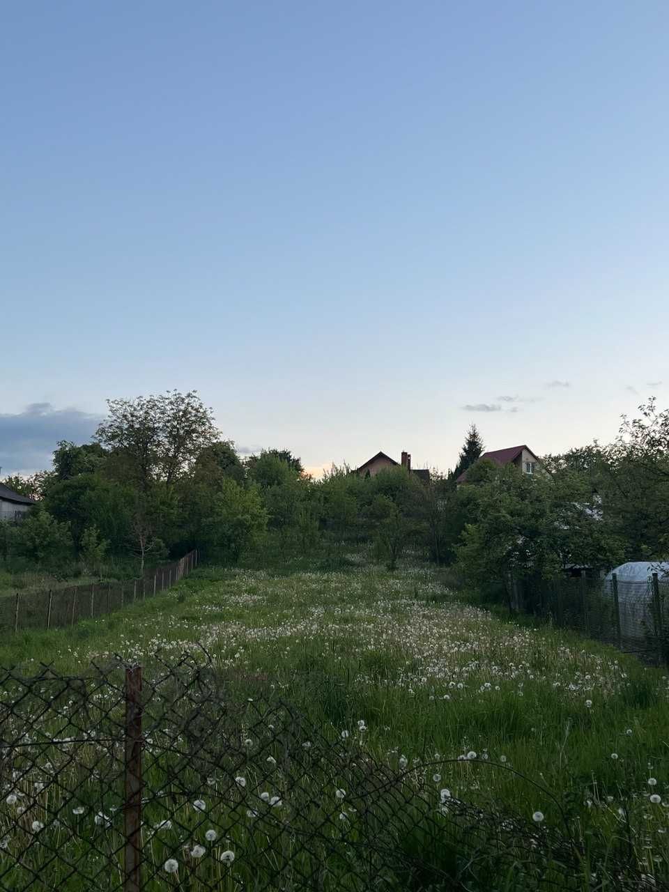 Продаж житлового будинку з ділянкою 29сот. у дуже мальовничому місці