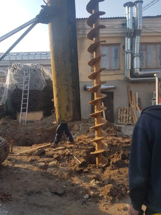 Устройство буронабивных сваи