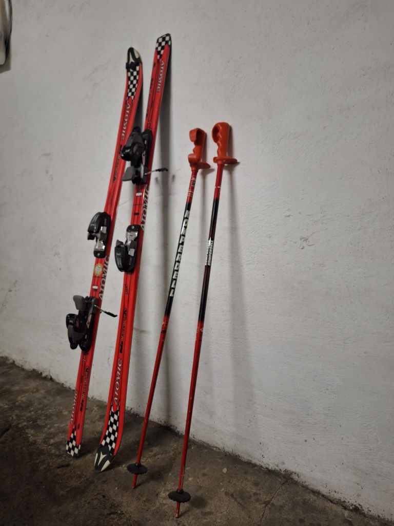 Narty Atomic Beta Race V 8