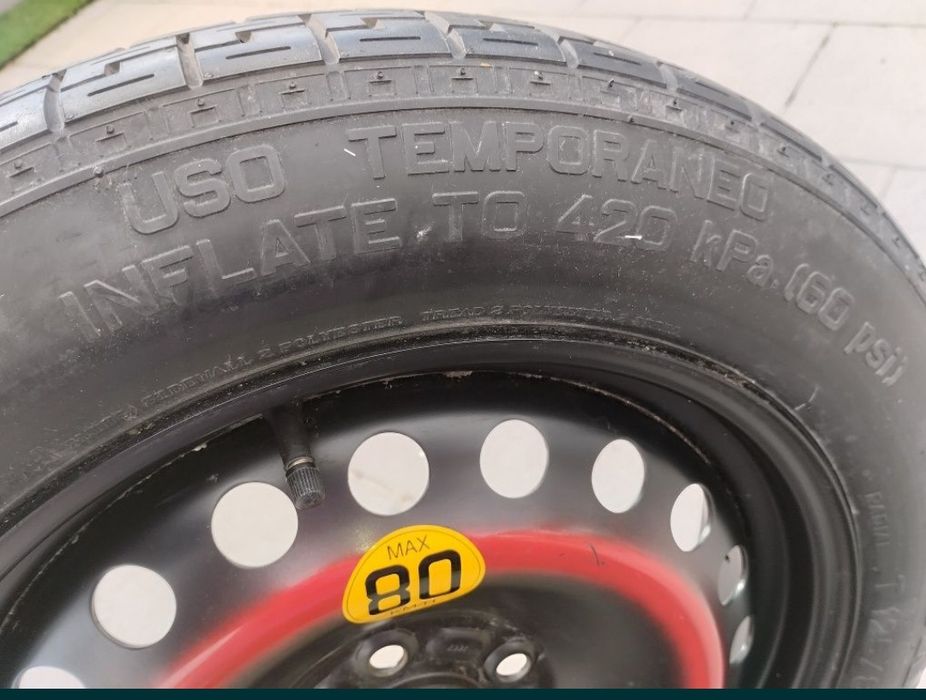 Pneu/roda nunca usada carro Ford 1998