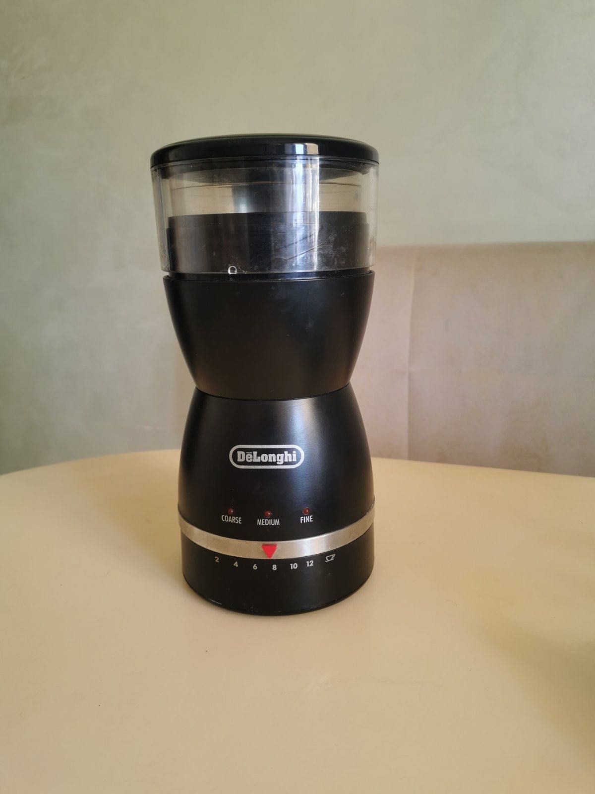 Кофемолка DeLonghi KG 49
