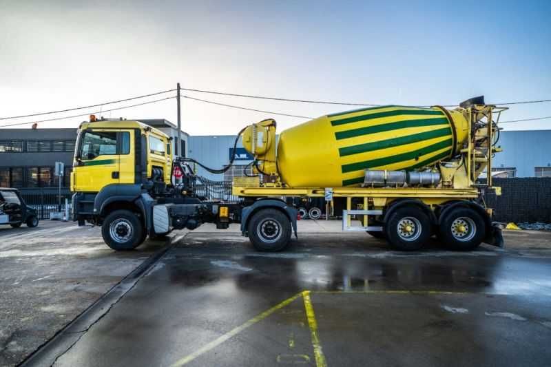 Вантажний автомобіль MAN TGS 18.440 BLS 4x4 (+cardan)+STETTER 10M3