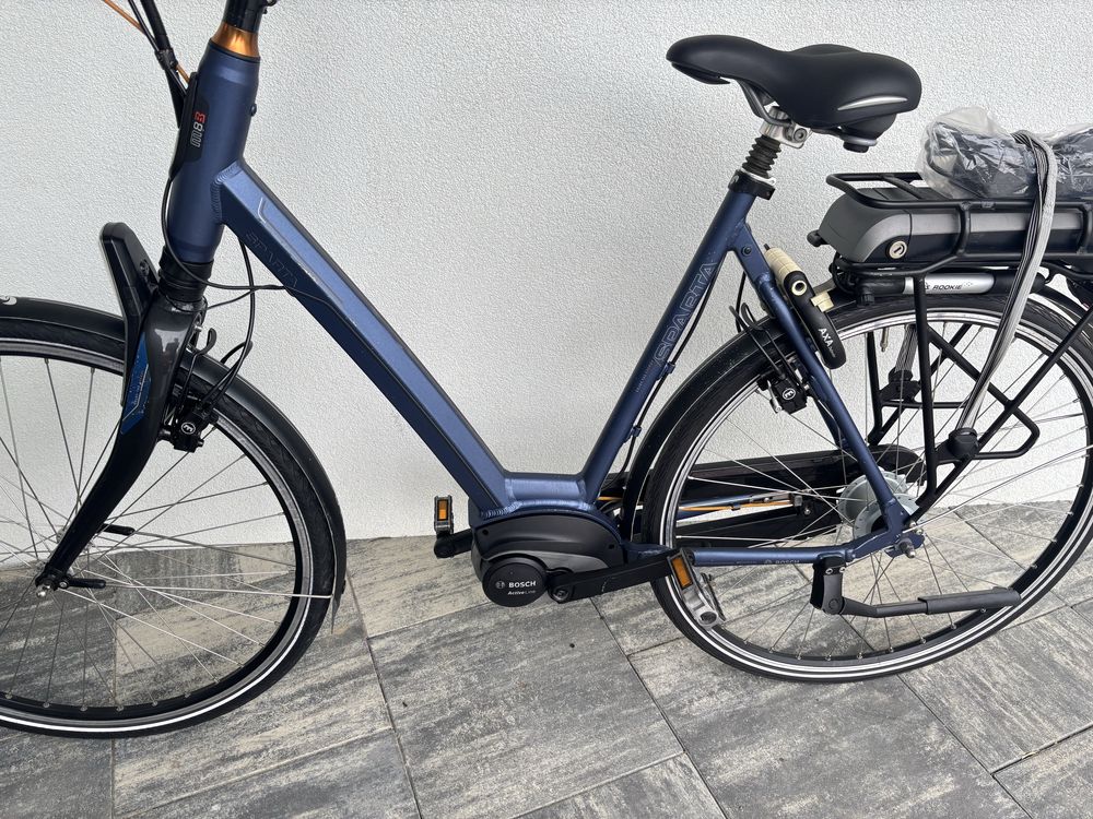 Elektryczna Sparta M8 B, centralny Bosch Active, Magura