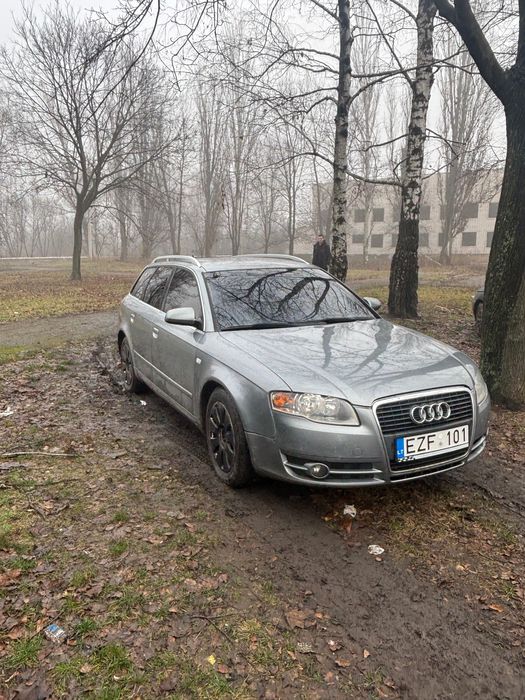 Ауді а4 б7 на бойовому ходу