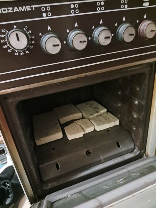 Газовая плита ( духовка)