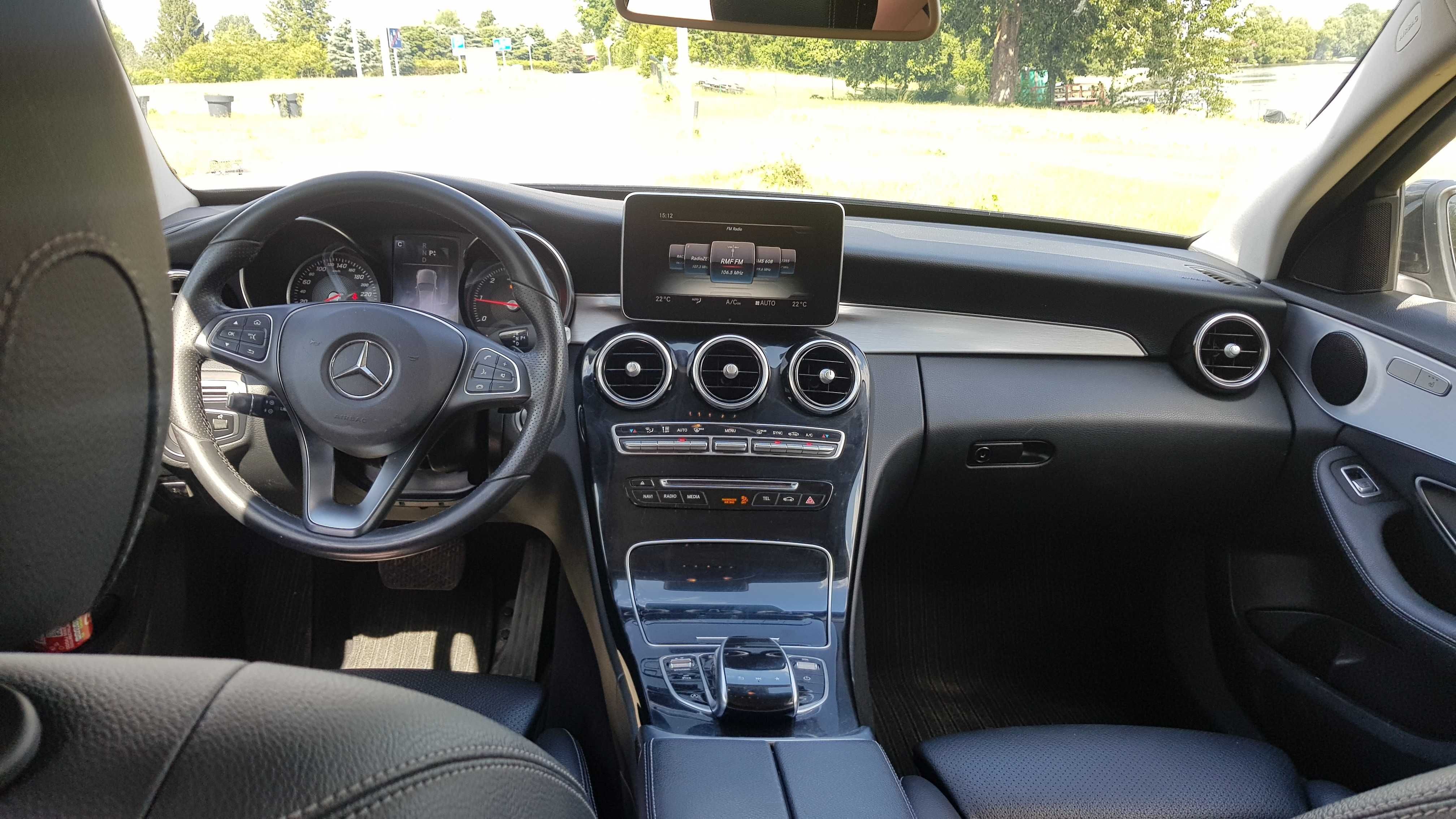 Wynajem samochodów MERCEDES BENZ C klasa kombi