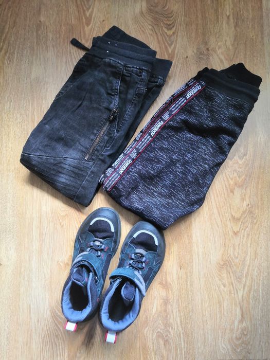 Mix 3 szt tanio 134 cm buty półbuty Superfit 35 spodnie dresowe jeansy