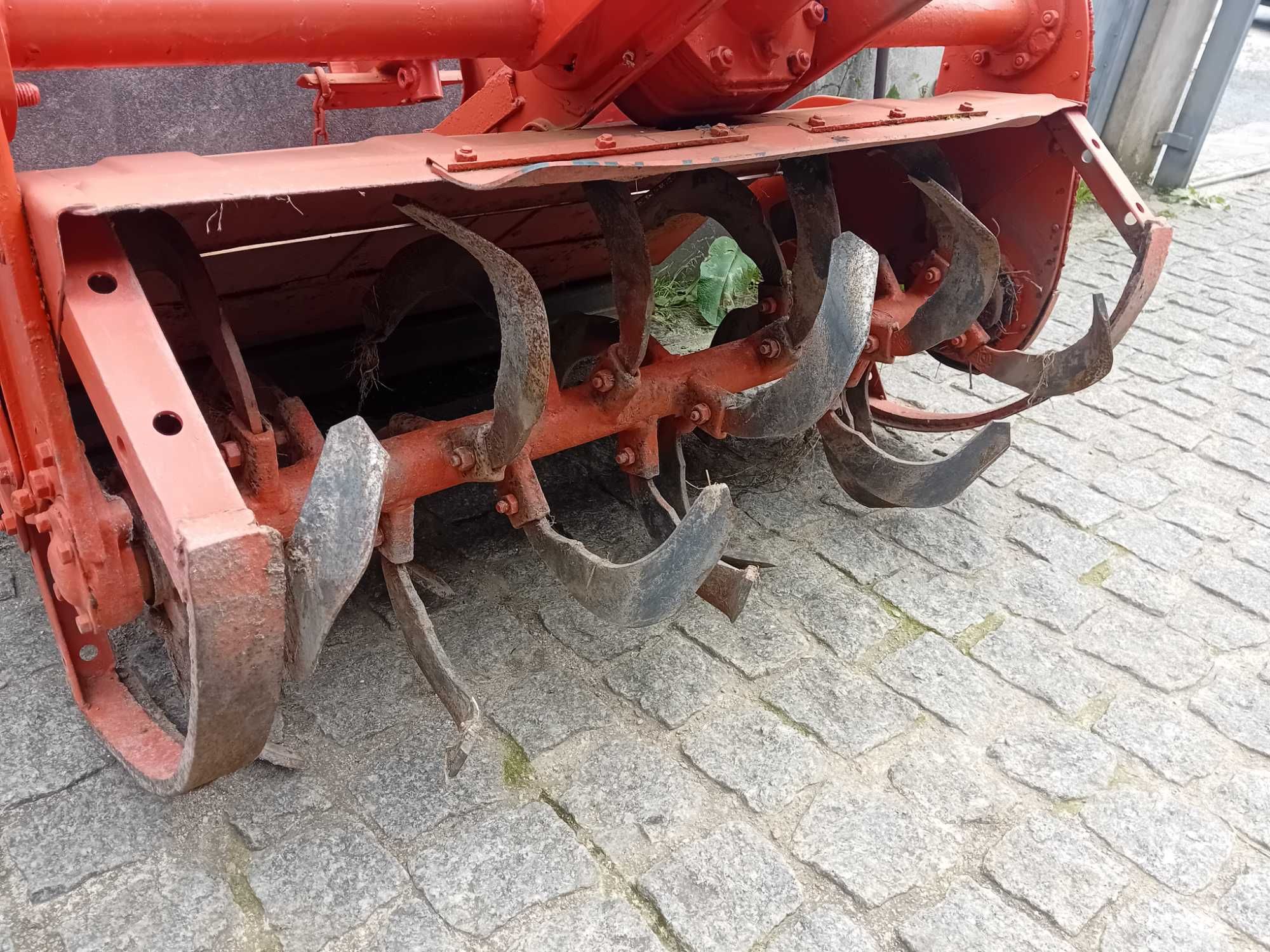 Fresa 1,25m para trator