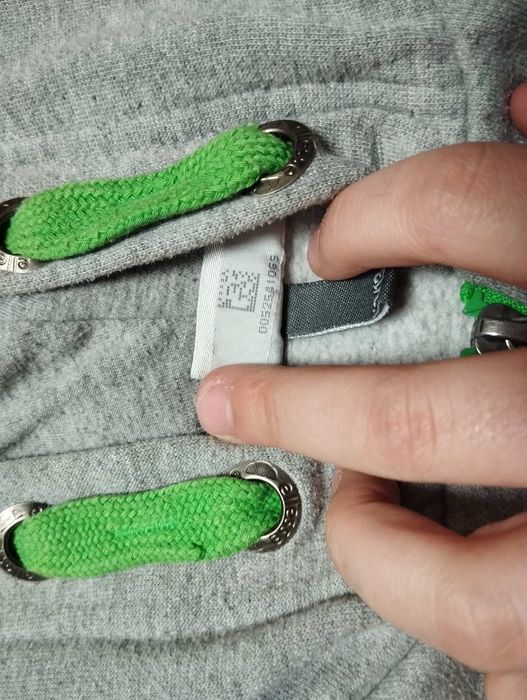 Продам кофту елис