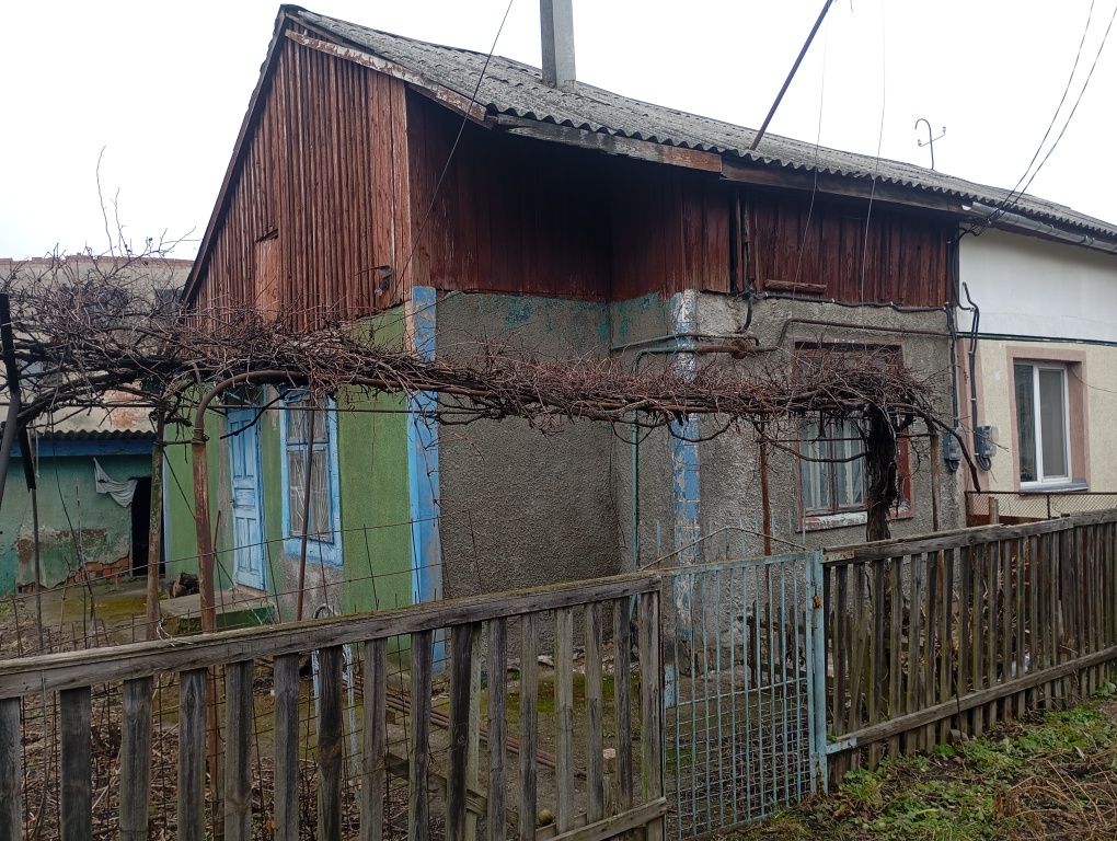1/2 дома вул. Кармелюка Чернівці,район віниченка