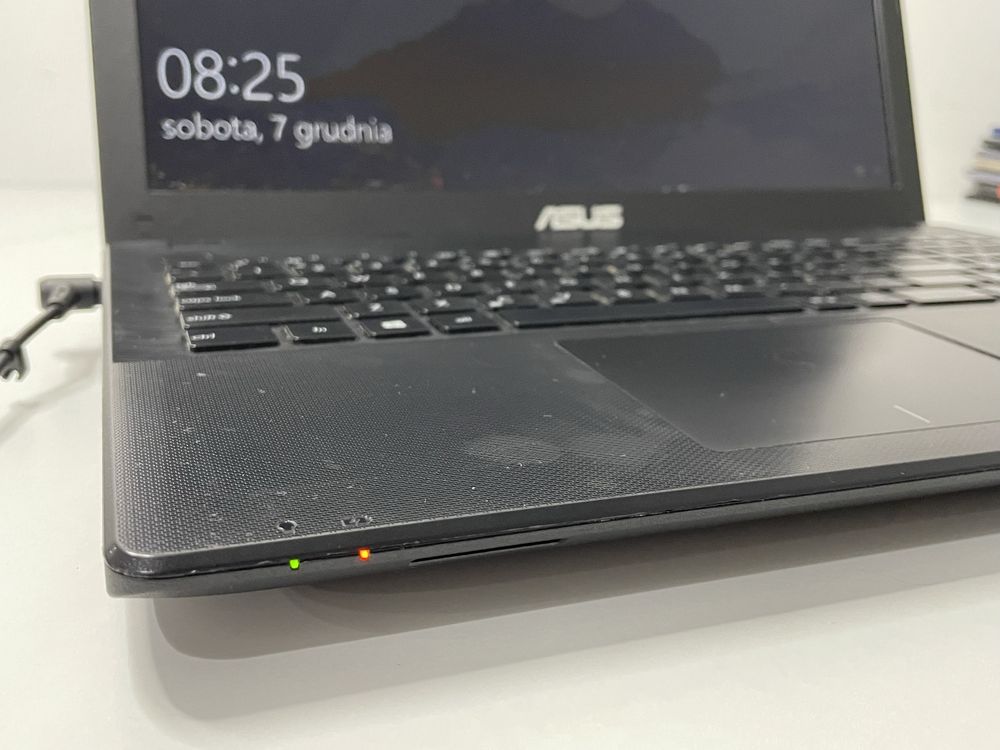 Laptop Asus X551M 15,6 " Intel Celeron N 4 GB / 128 GB