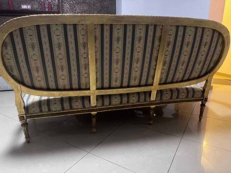 Sofa z fotelami w stylu ludwikowskim