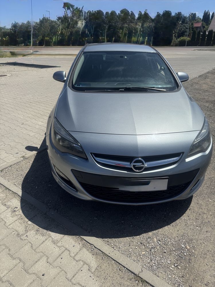 Opel Astra j 1.7 cdti 2013