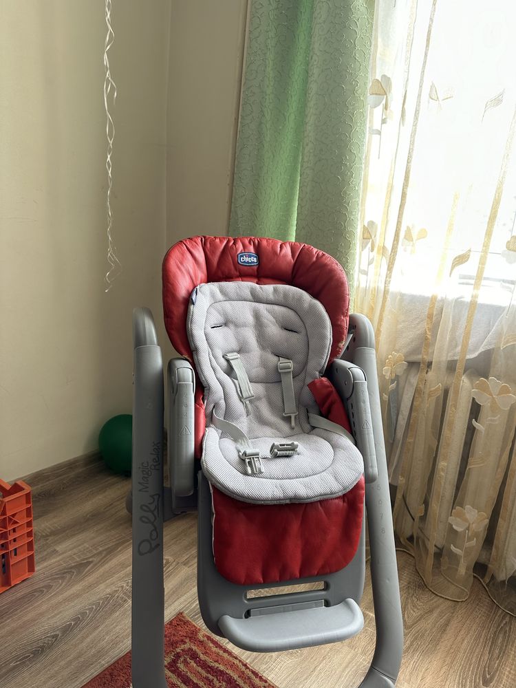 Крісло для годування,шезлонг chicco polly magic relax