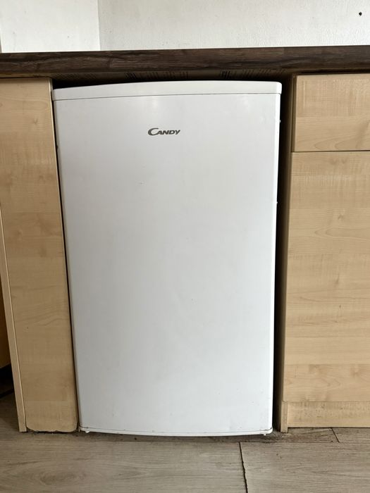 Холодильник Candy COT1S45FW