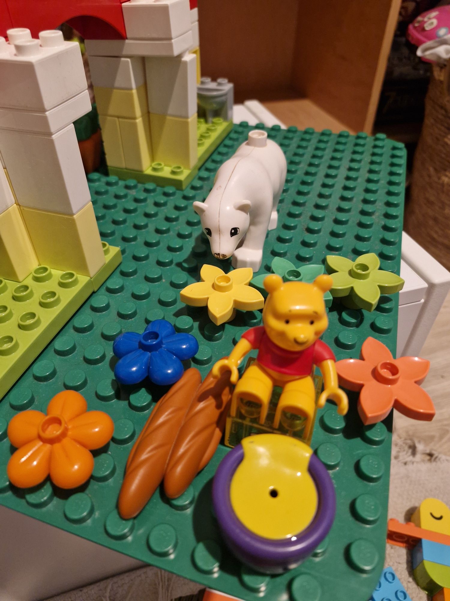 Lego Duplo stajnia, pudełko z serduszkiem+ grati
