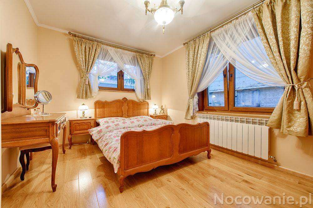 Ścisłe centrum Zakopane, ferie pokoje apartament dworzec , krupówki,