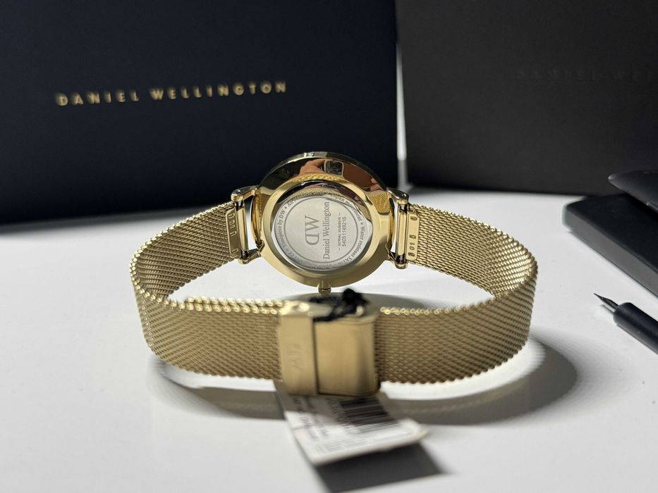 Daniel Wellington Petite DW00100348 — Rose Gold, Mesh 32 мм Розпродаж!