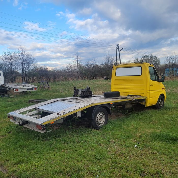 Sprinter 316 Autolaweta  hak 3500kg  klima