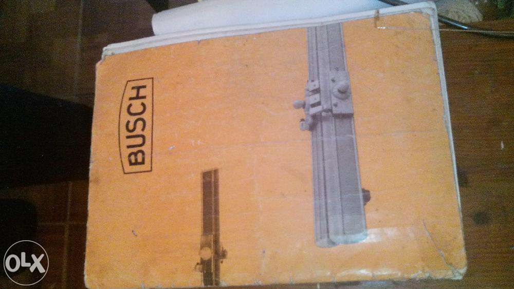 Maquina de tricolar de leito duplo antiga Busch