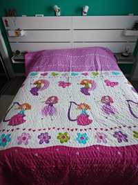 Conjunto cortinado japonês e colcha para quarto de menina