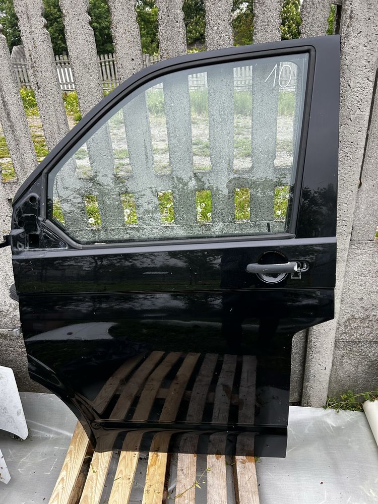 Vw T5 drzwi lewe Kierowcy z szybą lc9z czarne