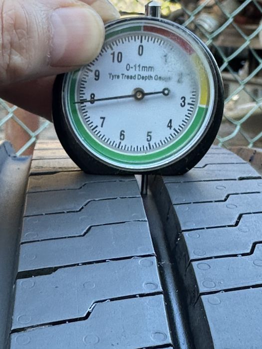 Continental VanContact Eco 235/60/17c kpl 4 szt, rok 2023 Jak Nowe !!