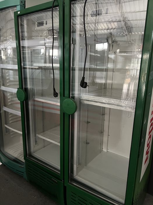 Шафа холодильна однодверна. Холодильна вітрина. Холодильне обладнання.