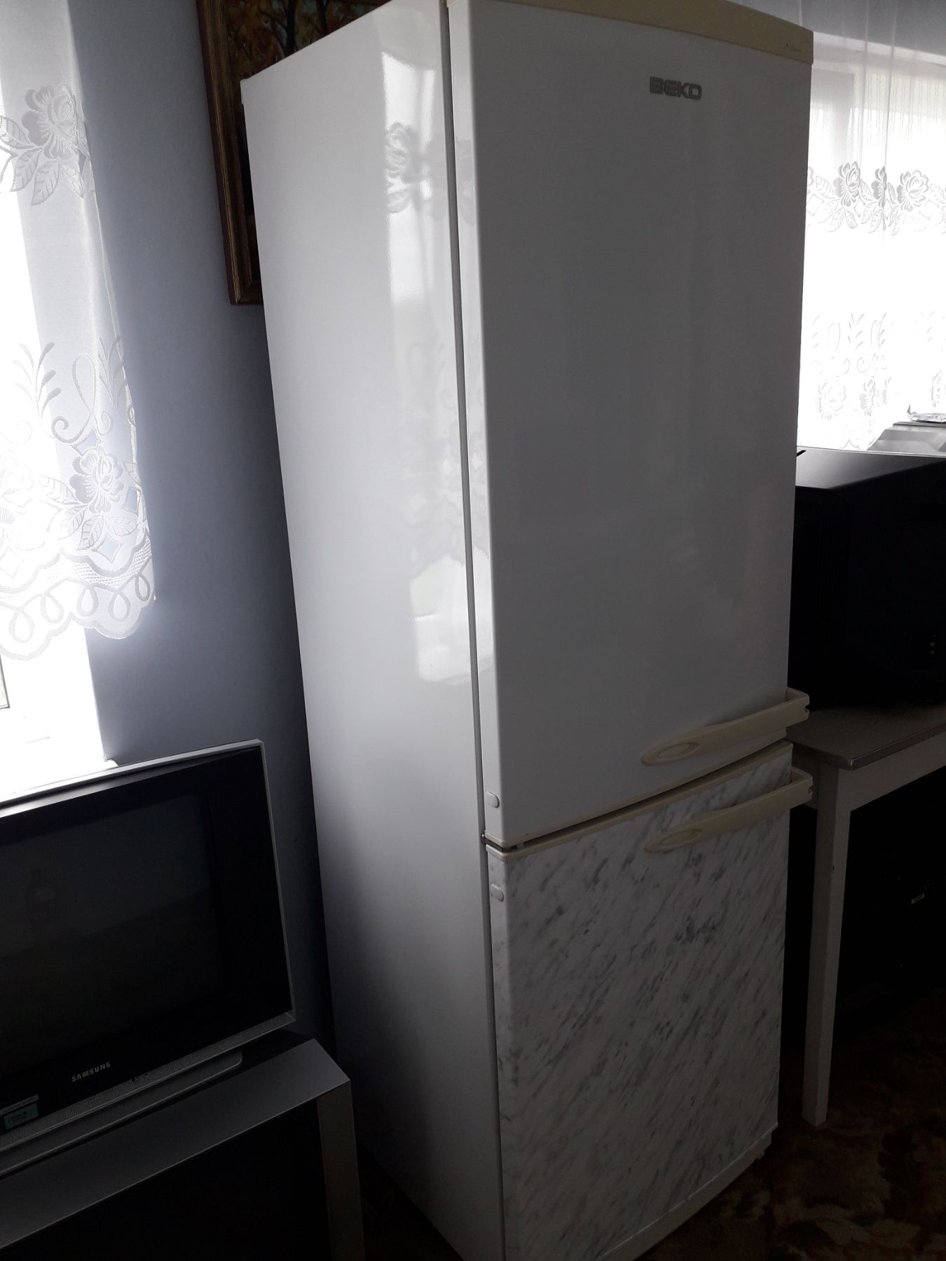 Холодильник BEKO CDP 7600 HCA 185 см.