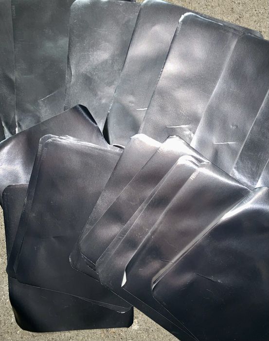 1. Ołów blaszki 25 kg