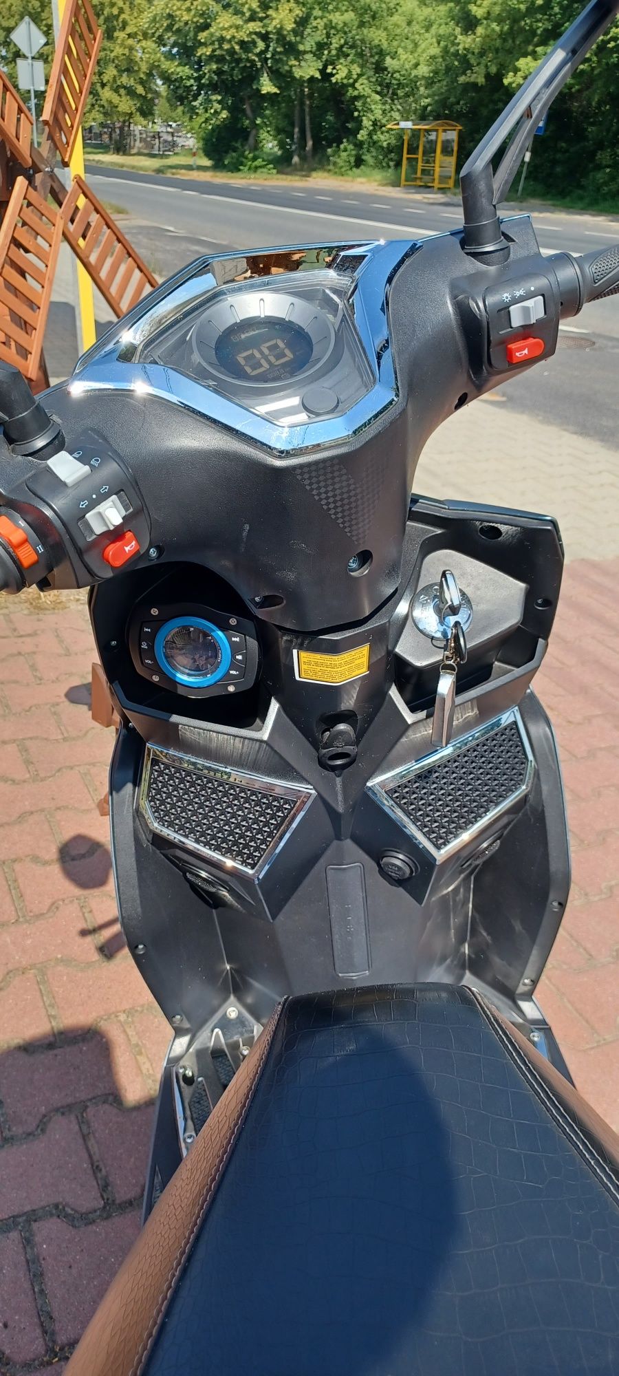 Skuter elektryczny Sunra Hawk Bili Bike G2 1800W